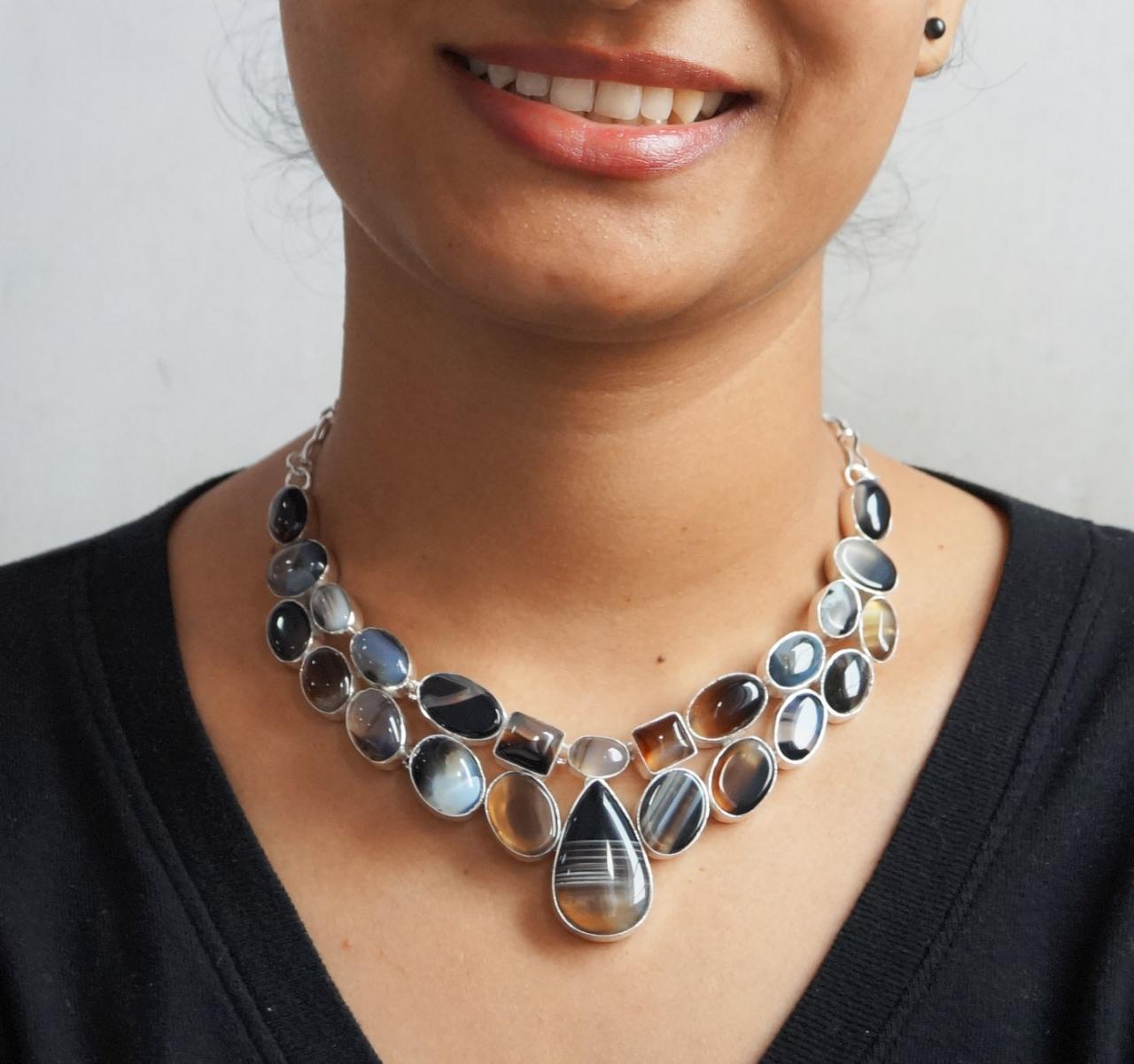 Beautiful Chunky Silver Necklace Studded With Genuine Agate